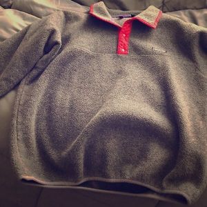 Very good condition Patagonia pullover!